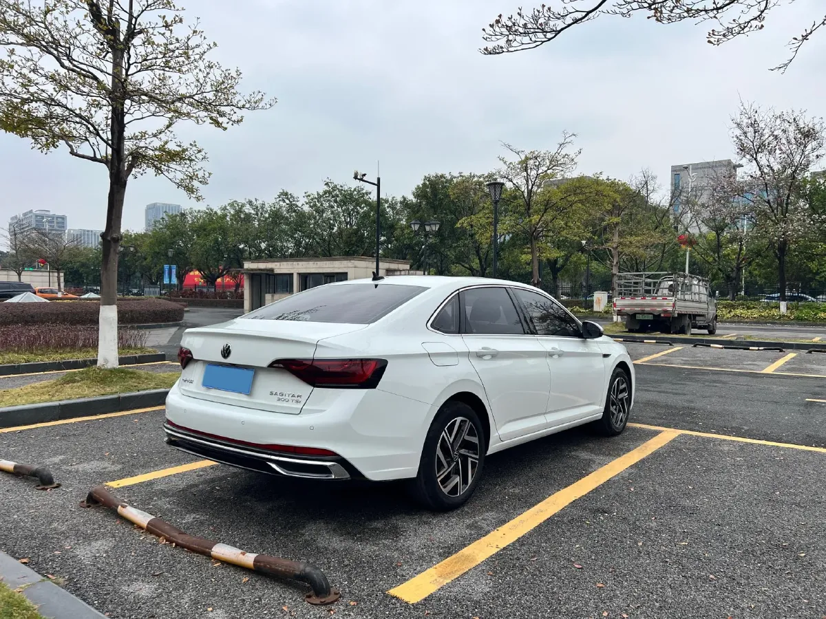 2023 Volkswagen Sagitar 1.5T 160HP L4 7DCT,autocango,china used car exporter,china ev exporter,chinese used car exporter,chinese used ev exporter