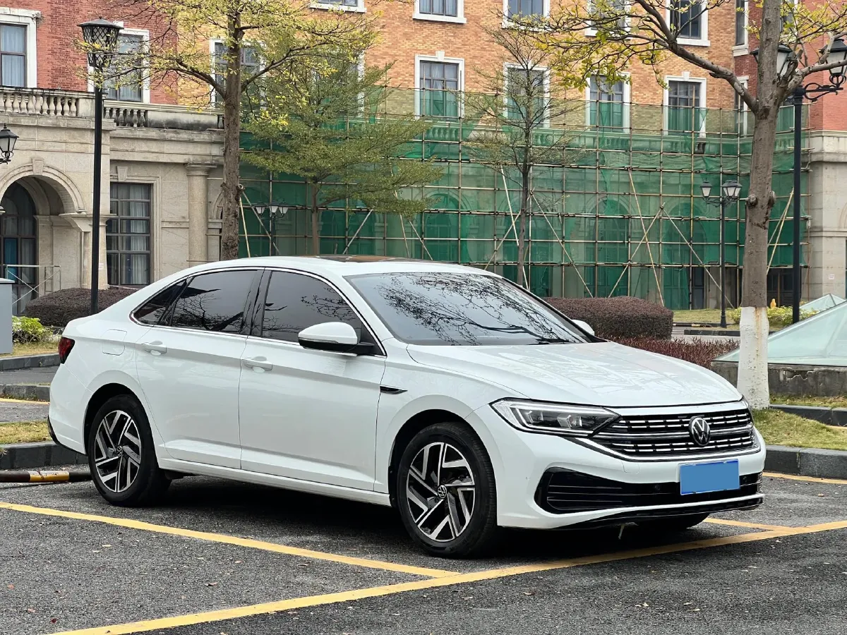 2023 Volkswagen Sagitar 1.5T 160HP L4 7DCT,autocango,china used car exporter,china ev exporter,chinese used car exporter,chinese used ev exporter
