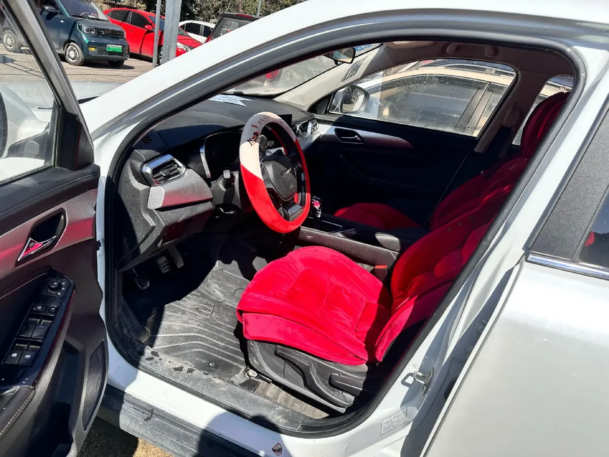 2019 BeiJing Auto X3 1.5L 116HP L4 5MT,autocango,china used car exporter,china ev exporter,chinese used car exporter,chinese used ev exporter