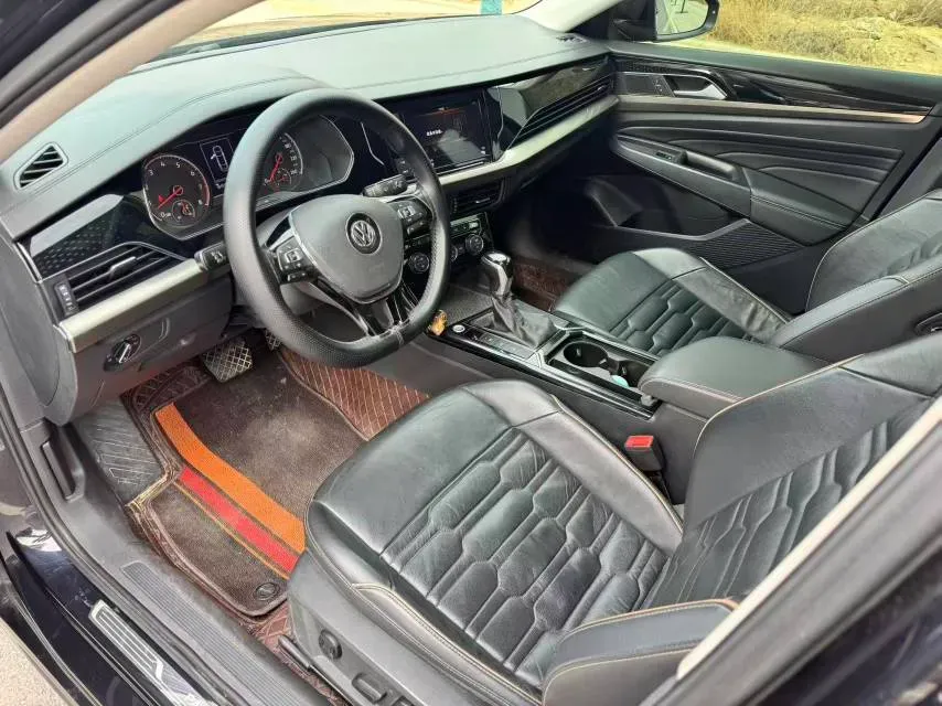 2019 Skoda Kodiak 2.0T 186HP L4 7DCT,autocango,china used car exporter,china ev exporter,chinese used car exporter,chinese used ev exporter