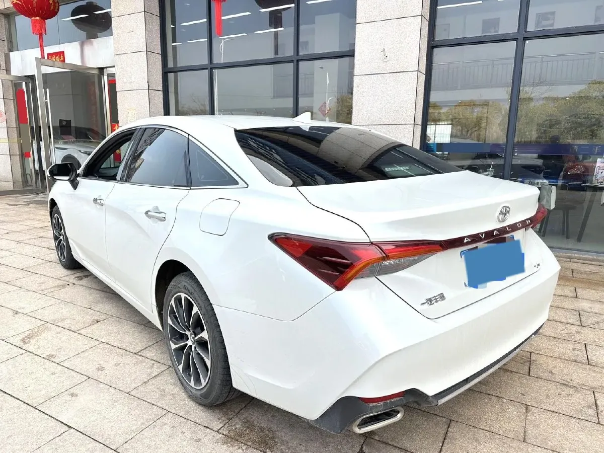2023 Toyota Avalon 2.0L 177HP L4 CVT,autocango,china used car exporter,china ev exporter,chinese used car exporter,chinese used ev exporter