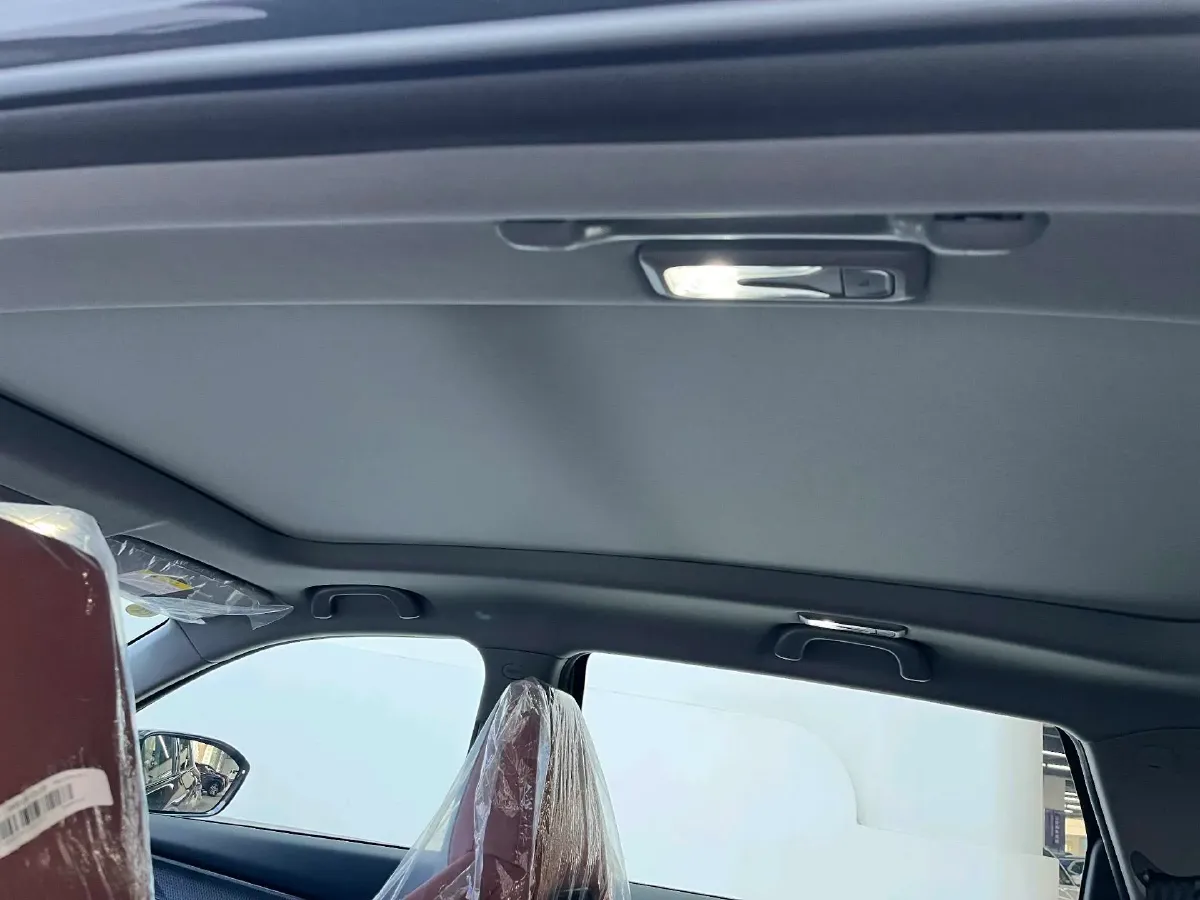 2026 ChangAn CS75 Plus 1.5T 192HP L4 8AT,autocango,china used car exporter,china ev exporter,chinese used car exporter,chinese used ev exporter