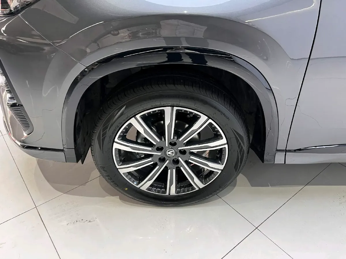 2026 ChangAn CS75 Plus 1.5T 192HP L4 8AT,autocango,china used car exporter,china ev exporter,chinese used car exporter,chinese used ev exporter