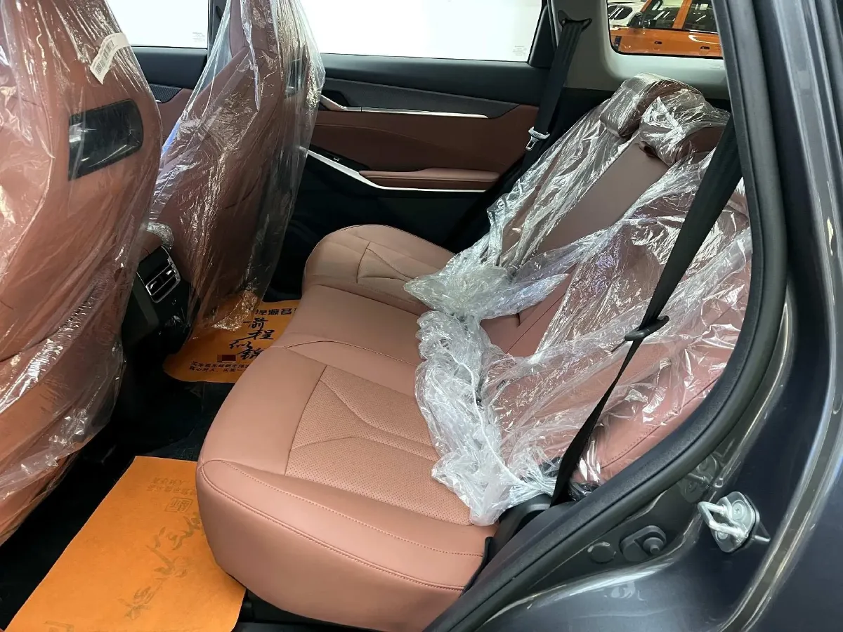 2026 ChangAn CS75 Plus 1.5T 192HP L4 8AT,autocango,china used car exporter,china ev exporter,chinese used car exporter,chinese used ev exporter