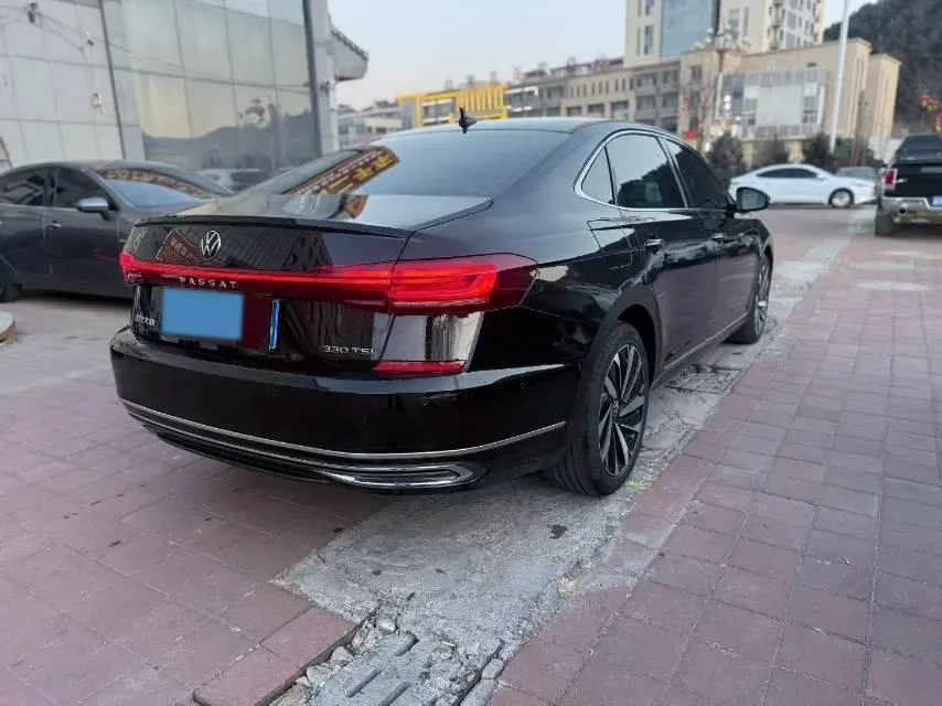 2021 Volkswagen Passat 2.0T 186HP L4 7DCT,autocango,china used car exporter,china ev exporter,chinese used car exporter,chinese used ev exporter