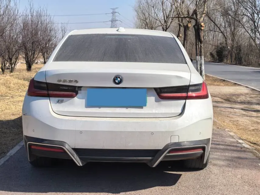 2024 BMW i3 BEV 70KWH,autocango,china used car exporter,china ev exporter,chinese used car exporter,chinese used ev exporter