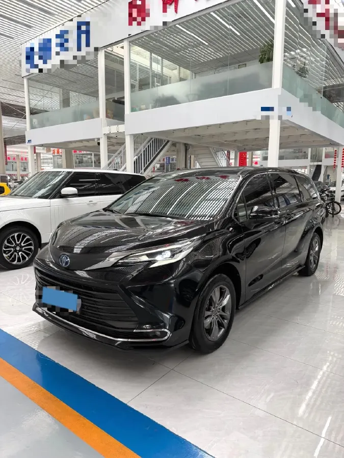2023 Toyota Sienna 2.5L 189HP L4 E-CVT Hybrid,autocango,china used car exporter,china ev exporter,chinese used car exporter,chinese used ev exporter