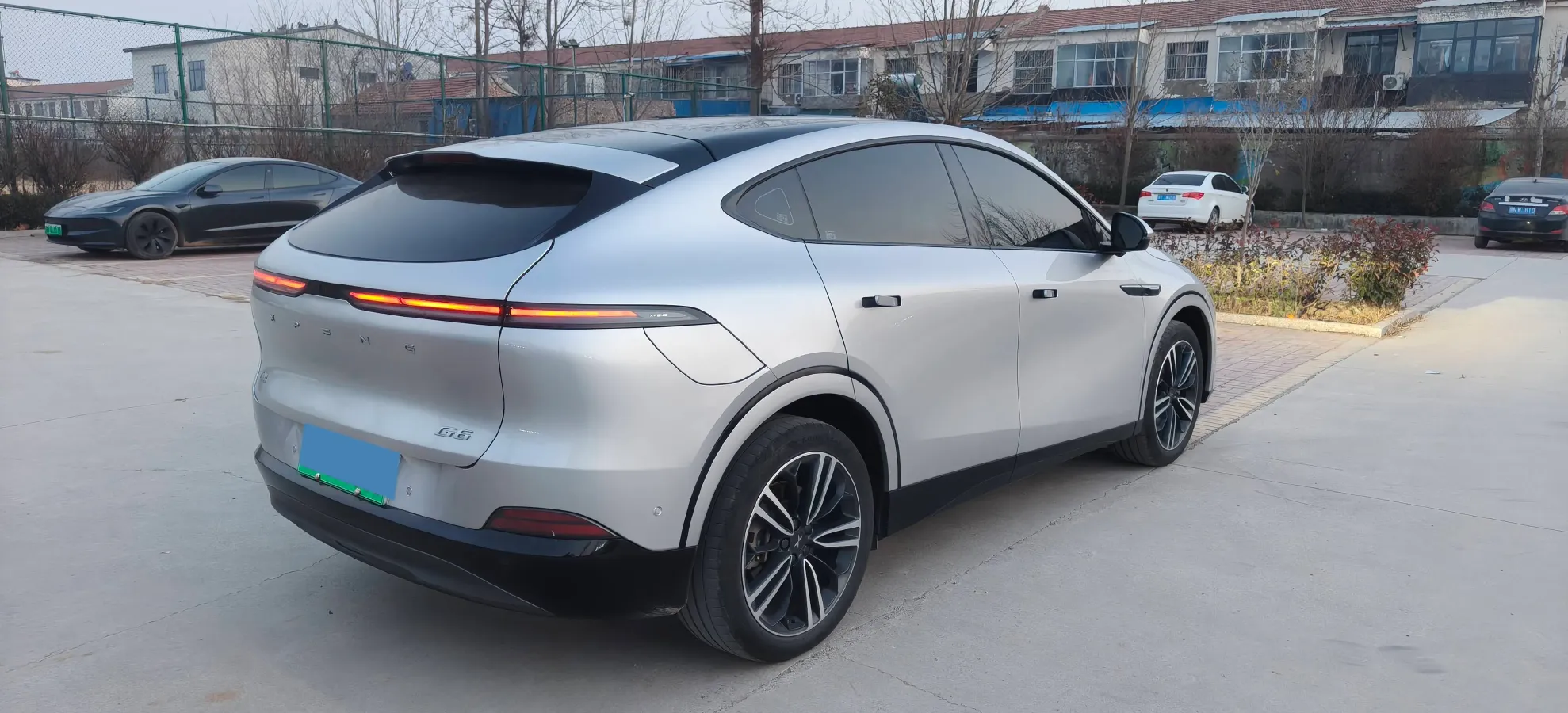 2023 Xpeng G6 BEV 66KWH,autocango,china used car exporter,china ev exporter,chinese used car exporter,chinese used ev exporter