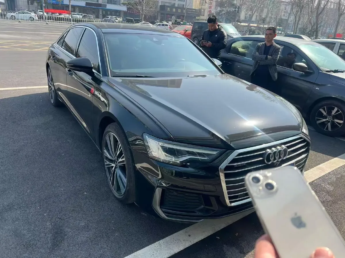 2021 Audi A6L 2.0T 224HP L4 7DCT,autocango,china used car exporter,china ev exporter,chinese used car exporter,chinese used ev exporter