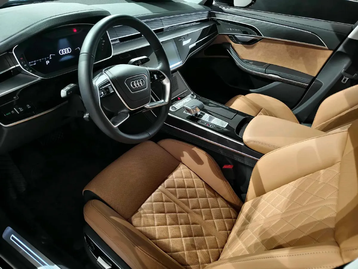 2024 Audi A8 3.0T 286HP V6 8AT,autocango,china used car exporter,china ev exporter,chinese used car exporter,chinese used ev exporter