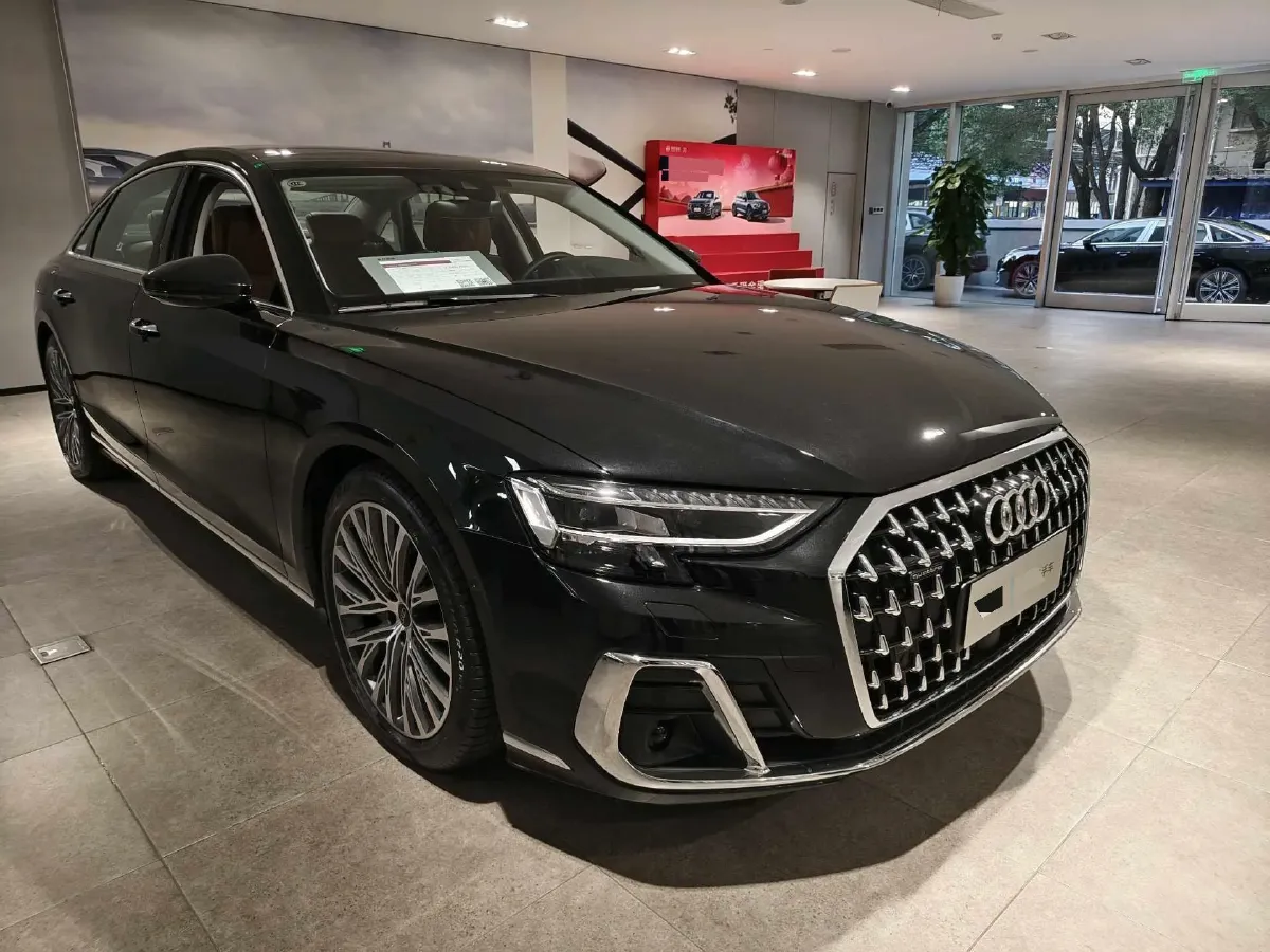 2024 Audi A8 3.0T 286HP V6 8AT,autocango,china used car exporter,china ev exporter,chinese used car exporter,chinese used ev exporter