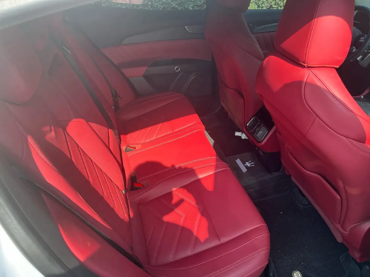 2022 Audi Q7 2.0T 245HP L4 8AT,autocango,china used car exporter,china ev exporter,chinese used car exporter,chinese used ev exporter