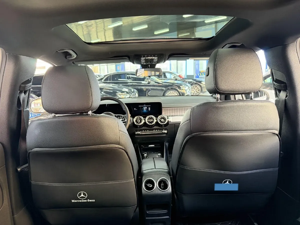 2023 Mercedes-Benz GLB Class 2.0T 190HP L4 8DCT,autocango,china used car exporter,china ev exporter,chinese used car exporter,chinese used ev exporter