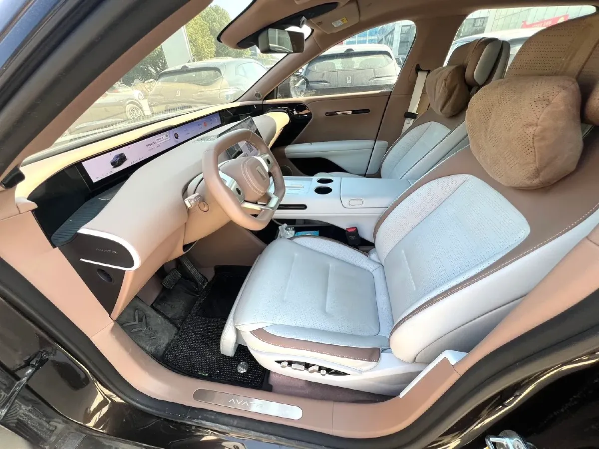 2024 Avatr 07 BEV 82.16KWH,autocango,china used car exporter,china ev exporter,chinese used car exporter,chinese used ev exporter