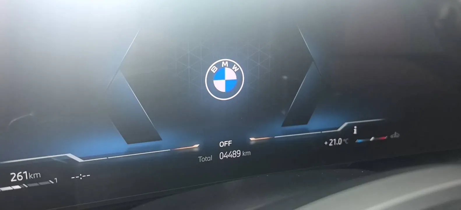 2025 BMW 3 Series 2.0T 184HP L4 8AT,autocango,china used car exporter,china ev exporter,chinese used car exporter,chinese used ev exporter