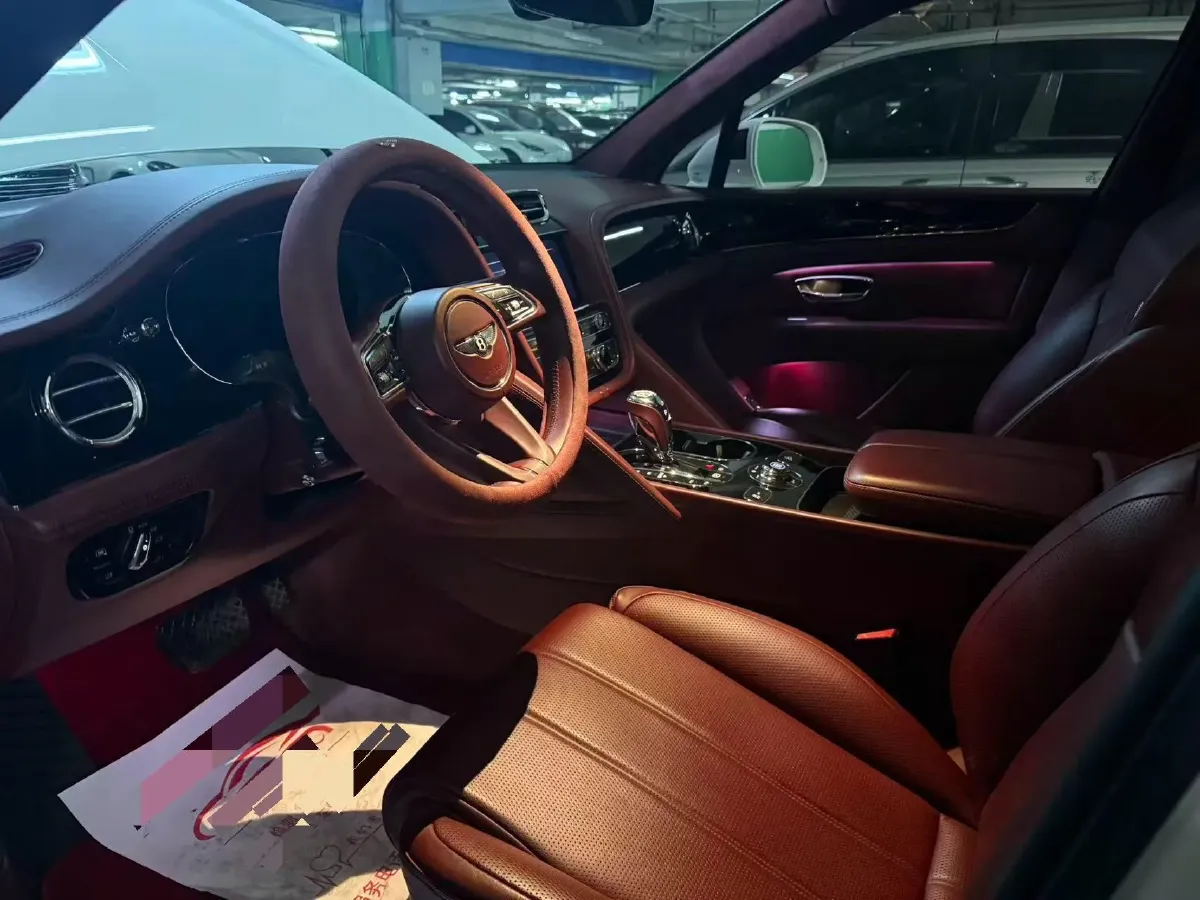 2021 Bentley Bentayga 4.0T 550HP V8 8AT,autocango,china used car exporter,china ev exporter,chinese used car exporter,chinese used ev exporter