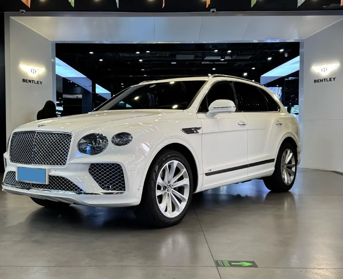 2021 Bentley Bentayga 4.0T 550HP V8 8AT,autocango,china used car exporter,china ev exporter,chinese used car exporter,chinese used ev exporter