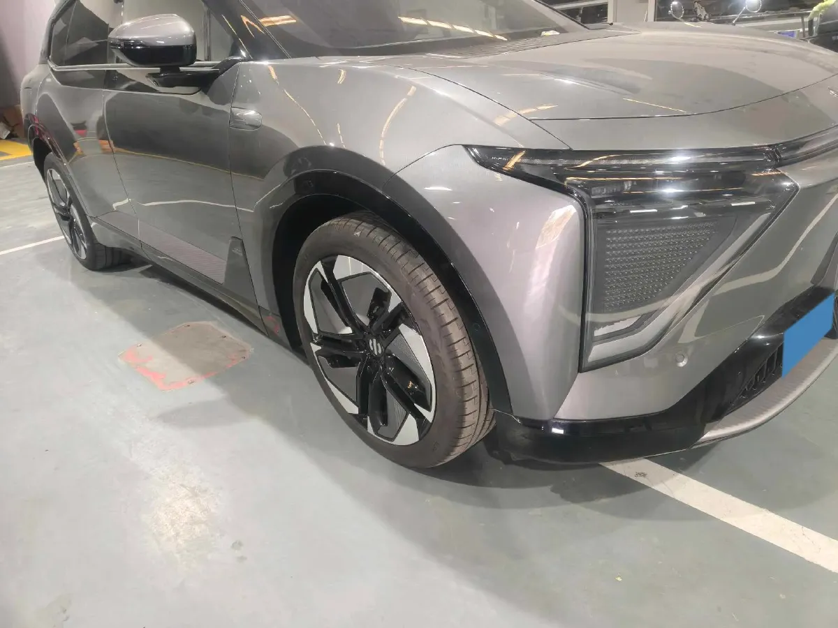2023 HiPhi Y BEV 76.6KWH,autocango,china used car exporter,china ev exporter,chinese used car exporter,chinese used ev exporter