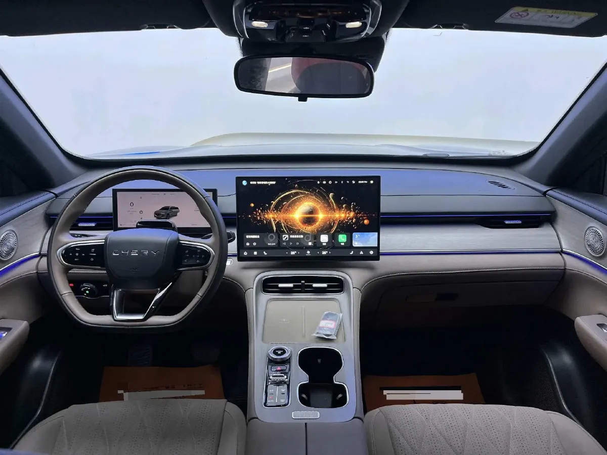 2025 Chery Tiggo 8 Plus 1.6T 197HP L4 7DCT,autocango,china used car exporter,china ev exporter,chinese used car exporter,chinese used ev exporter