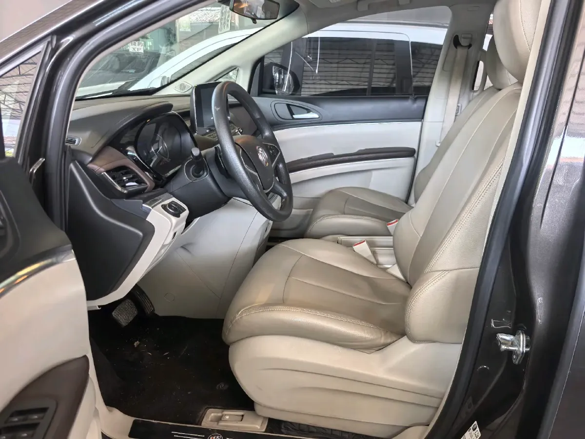 2022 Buick GL8 2.0T 237HP L4 9AT,autocango,china used car exporter,china ev exporter,chinese used car exporter,chinese used ev exporter