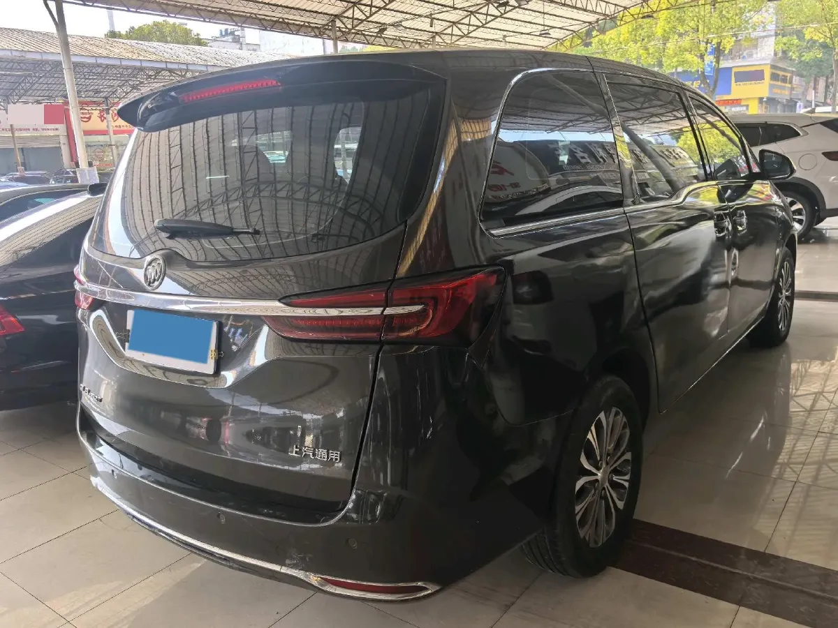 2022 Buick GL8 2.0T 237HP L4 9AT,autocango,china used car exporter,china ev exporter,chinese used car exporter,chinese used ev exporter