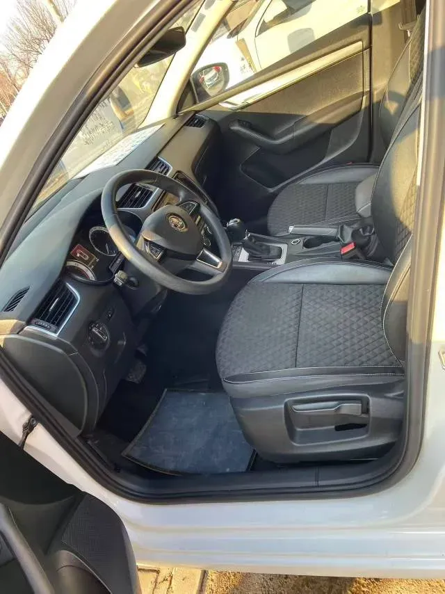 2019 Skoda Octavia 1.5L 116HP L4 6AT,autocango,china used car exporter,china ev exporter,chinese used car exporter,chinese used ev exporter