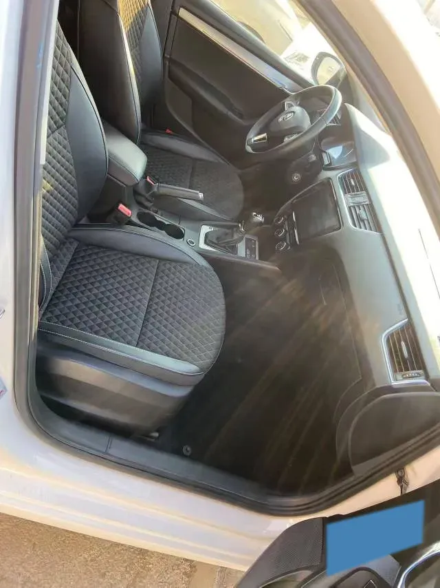 2019 Skoda Octavia 1.5L 116HP L4 6AT,autocango,china used car exporter,china ev exporter,chinese used car exporter,chinese used ev exporter