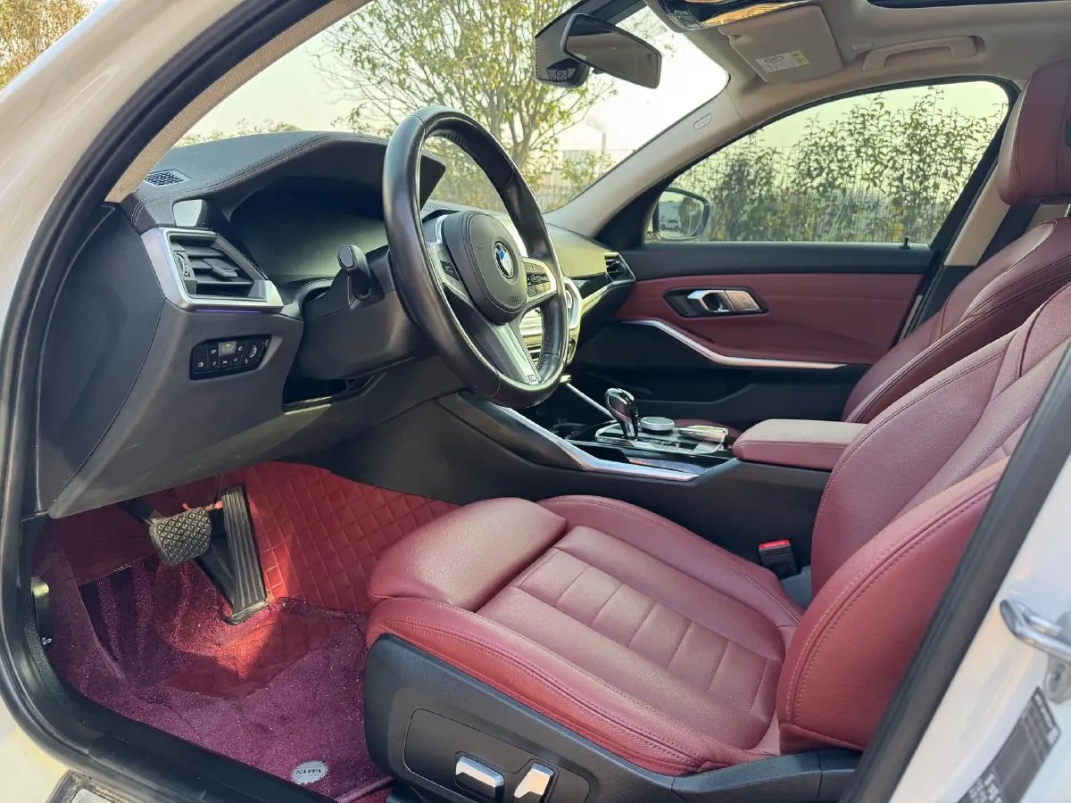 2021 BMW 3 Series 2.0T 156HP L4 8AT,autocango,china used car exporter,china ev exporter,chinese used car exporter,chinese used ev exporter