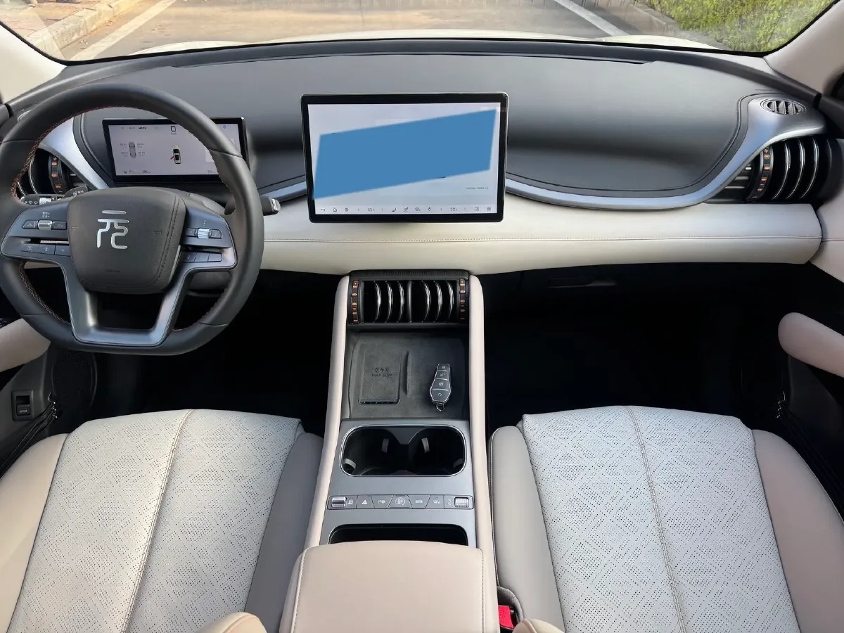 2025 BYD Yuan Plus BEV 60.48KWH,autocango,china used car exporter,china ev exporter,chinese used car exporter,chinese used ev exporter