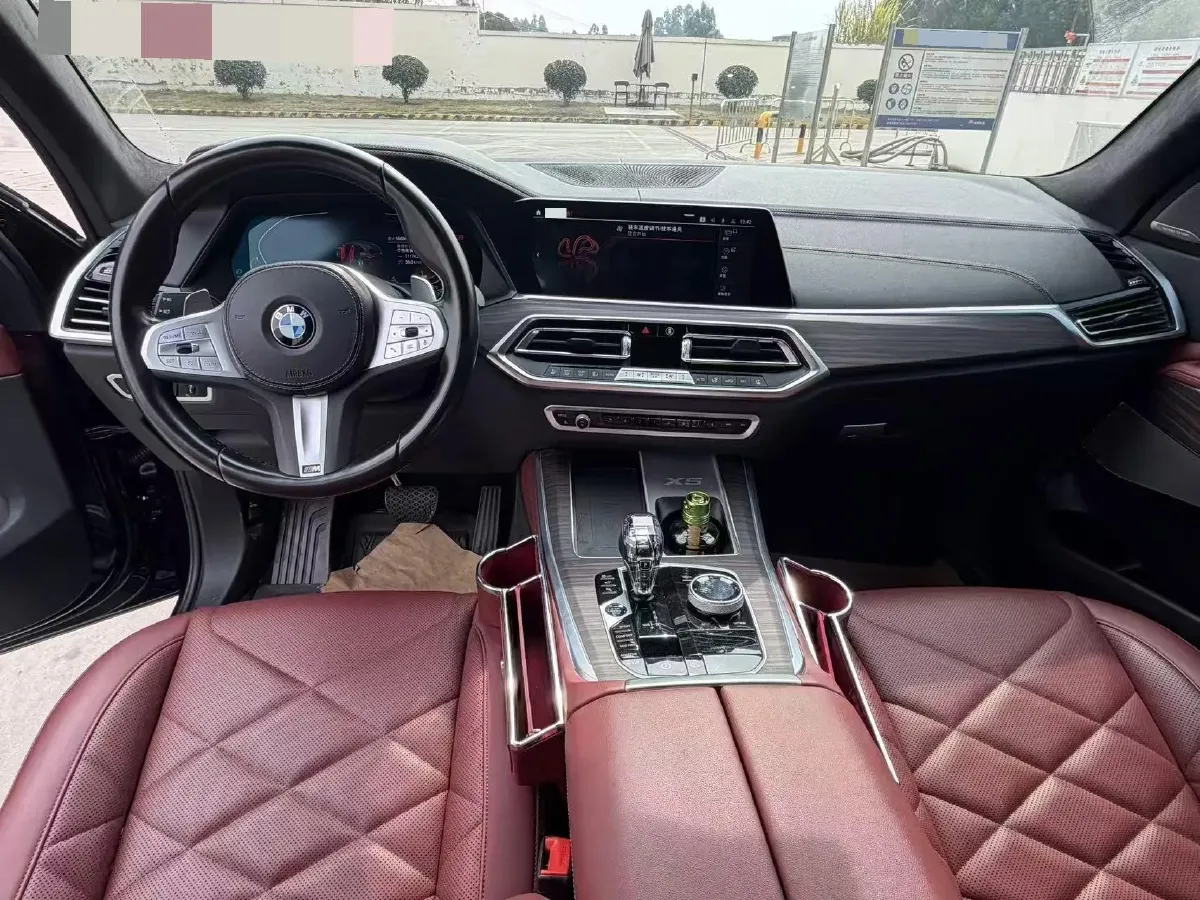 2022 BMW X5 3.0T 333HP L6 8AT,autocango,china used car exporter,china ev exporter,chinese used car exporter,chinese used ev exporter