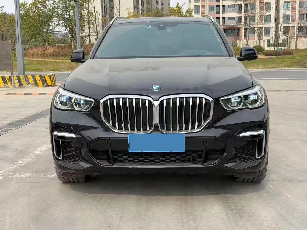 2022 BMW X5 3.0T 333HP L6 8AT,autocango,china used car exporter,china ev exporter,chinese used car exporter,chinese used ev exporter