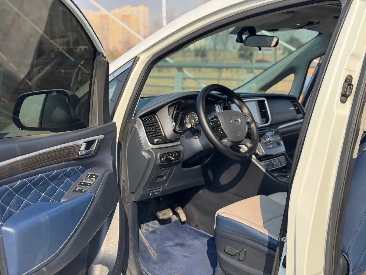 2020 GAC Trumpchi M8 2.0T 252HP L4 8AT,autocango,china used car exporter,china ev exporter,chinese used car exporter,chinese used ev exporter