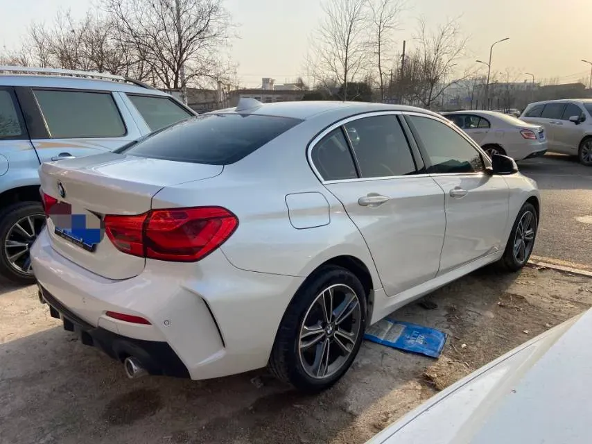 2023 BMW 1 Series 1.5T 136HP L3 7DCT,autocango,china used car exporter,china ev exporter,chinese used car exporter,chinese used ev exporter