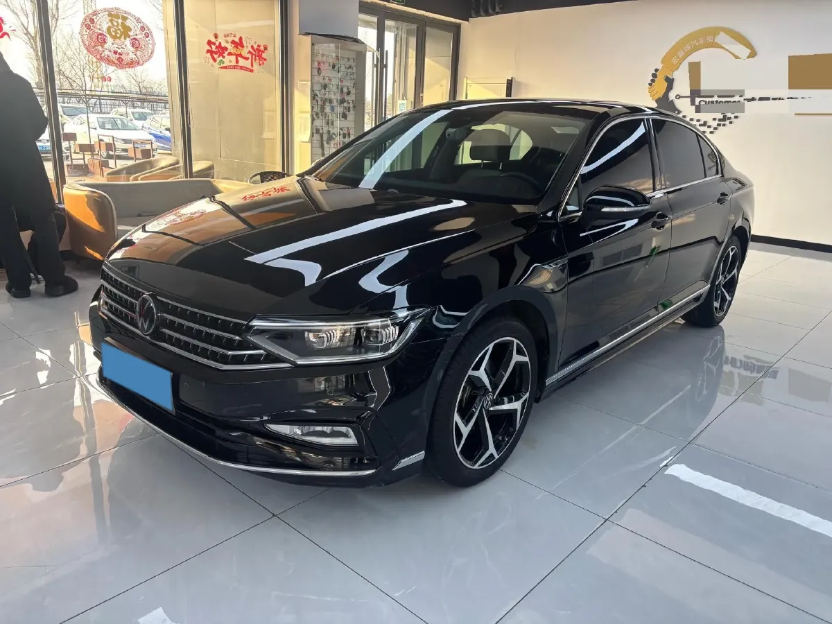 2023 Volkswagen Magotan 2.0T 186HP L4 7DCT,autocango,china used car exporter,china ev exporter,chinese used car exporter,chinese used ev exporter