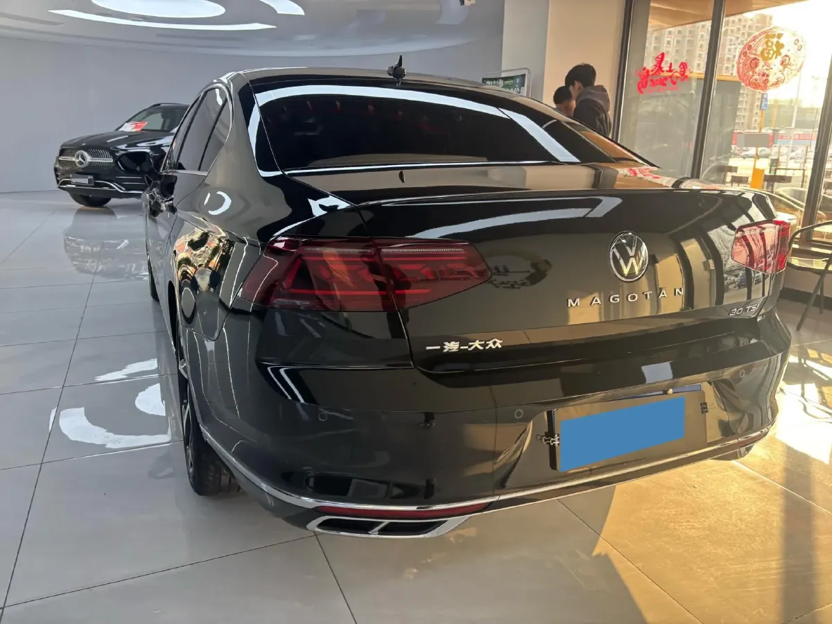 2023 Volkswagen Magotan 2.0T 186HP L4 7DCT,autocango,china used car exporter,china ev exporter,chinese used car exporter,chinese used ev exporter