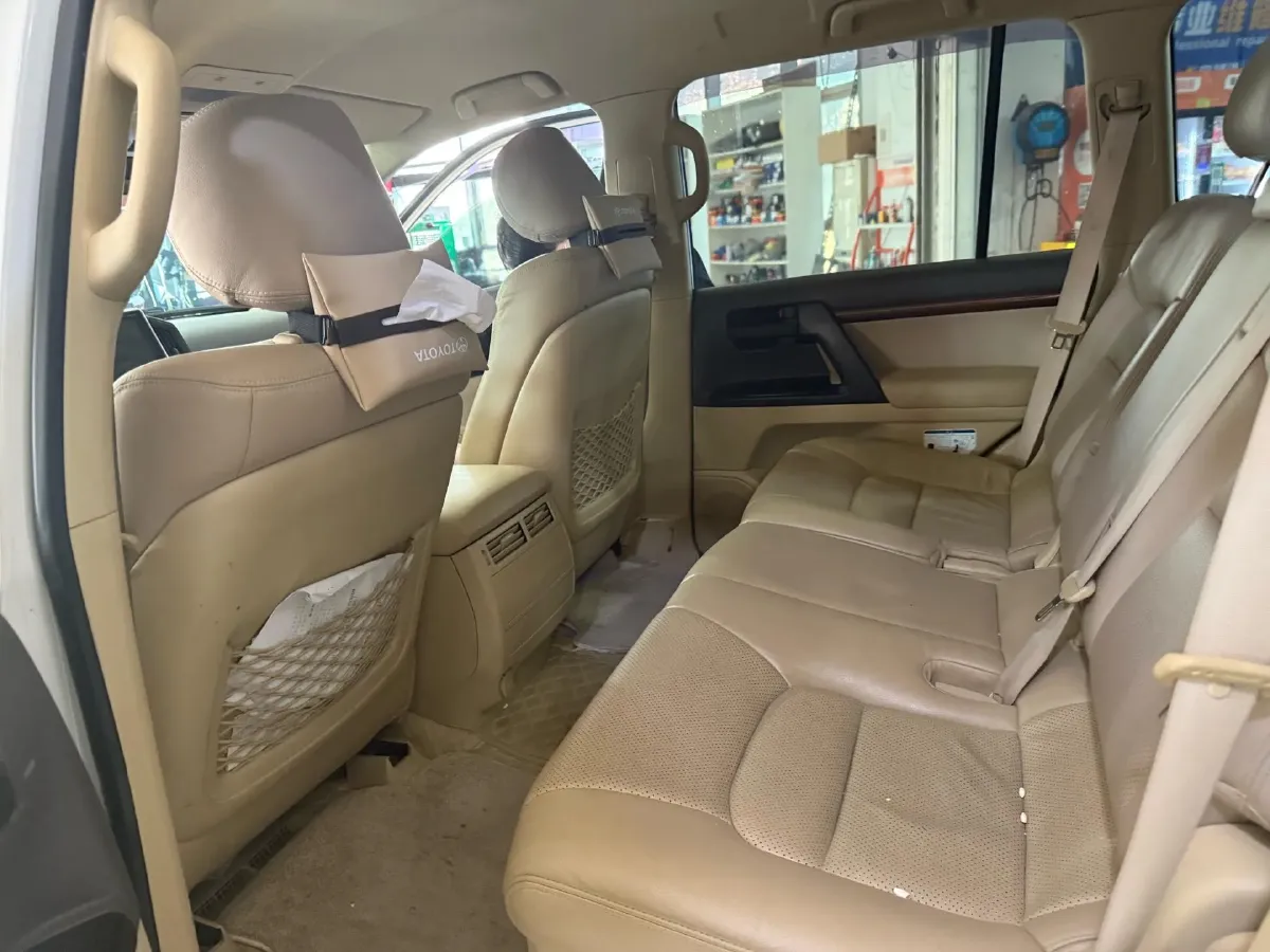 2015 Toyota Land Cruiser 4.0L 275HP V6 5AT,autocango,china used car exporter,china ev exporter,chinese used car exporter,chinese used ev exporter