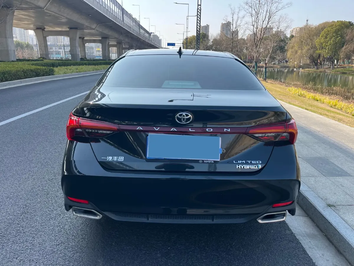 2022 Toyota Avalon 2.0L 178HP L4 CVT,autocango,china used car exporter,china ev exporter,chinese used car exporter,chinese used ev exporter