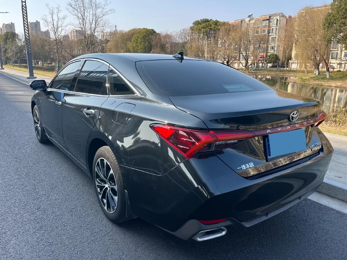 2022 Toyota Avalon 2.0L 178HP L4 CVT,autocango,china used car exporter,china ev exporter,chinese used car exporter,chinese used ev exporter