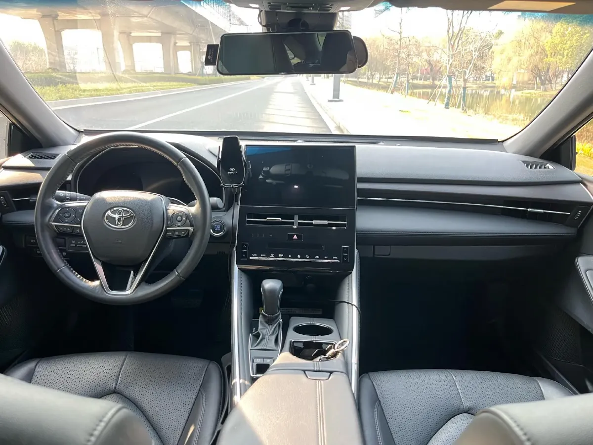 2022 Toyota Avalon 2.0L 178HP L4 CVT,autocango,china used car exporter,china ev exporter,chinese used car exporter,chinese used ev exporter