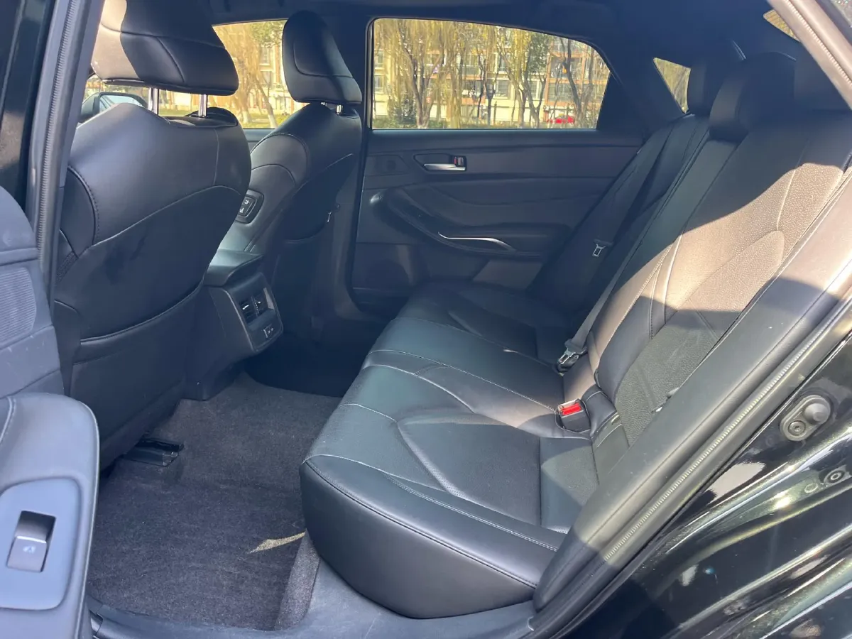 2022 Toyota Avalon 2.0L 178HP L4 CVT,autocango,china used car exporter,china ev exporter,chinese used car exporter,chinese used ev exporter