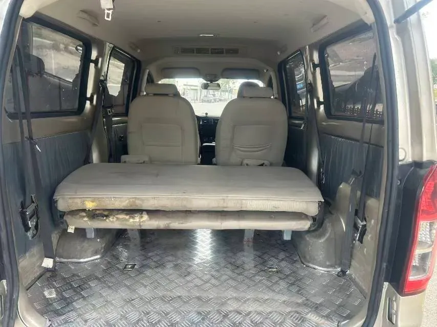 2018 WuLing RongGuang V 1.5L 112HP L4 5MT,autocango,china used car exporter,china ev exporter,chinese used car exporter,chinese used ev exporter