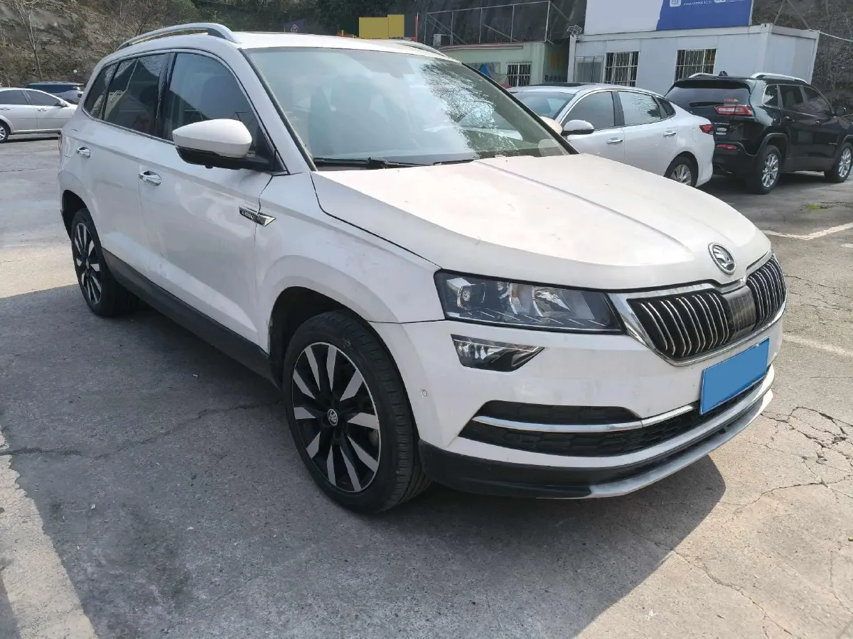2020 Skoda Karoq 1.4T 150HP L4 7DCT,autocango,china used car exporter,china ev exporter,chinese used car exporter,chinese used ev exporter