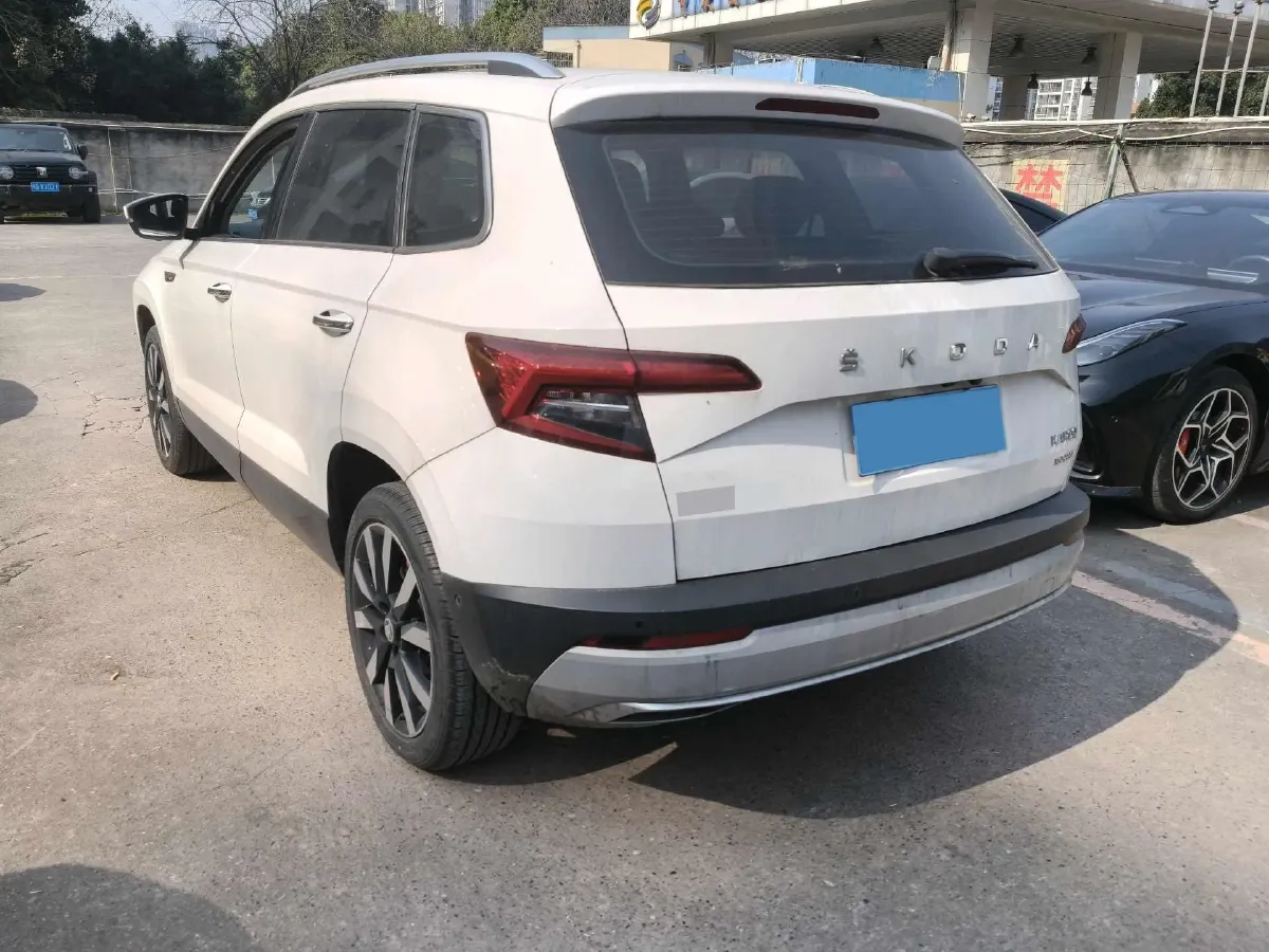 2020 Skoda Karoq 1.4T 150HP L4 7DCT,autocango,china used car exporter,china ev exporter,chinese used car exporter,chinese used ev exporter