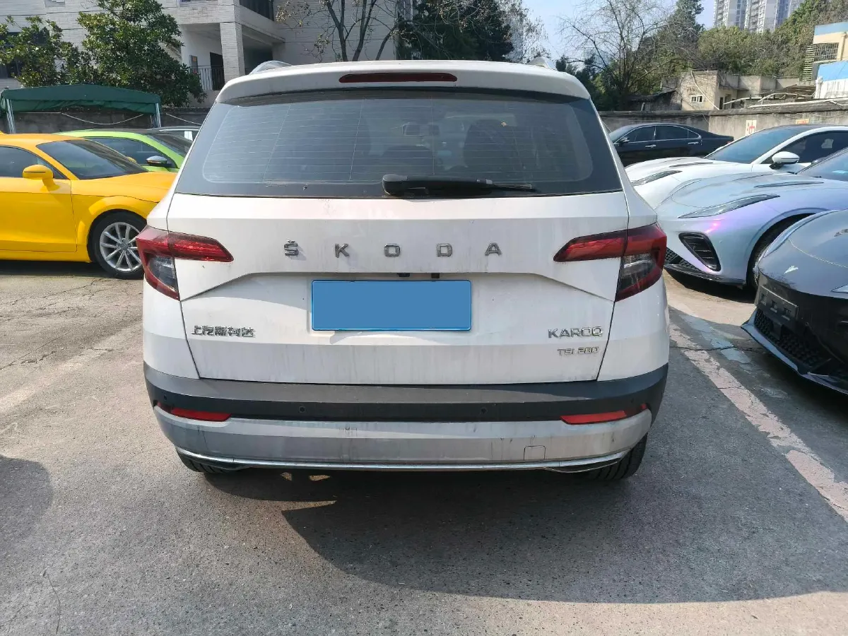 2020 Skoda Karoq 1.4T 150HP L4 7DCT,autocango,china used car exporter,china ev exporter,chinese used car exporter,chinese used ev exporter