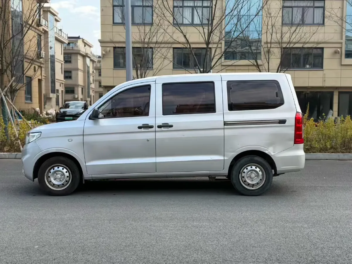 2021 ChangAn KuaYue KuaYueWang X3 1.6L 122HP L4 5MT,autocango,china used car exporter,china ev exporter,chinese used car exporter,chinese used ev exporter