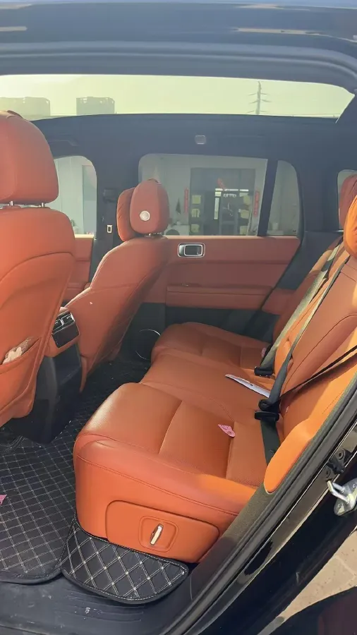 2024 Li L6 Range Extended 154HP L4 REEV 36.8KWH,autocango,china used car exporter,china ev exporter,chinese used car exporter,chinese used ev exporter