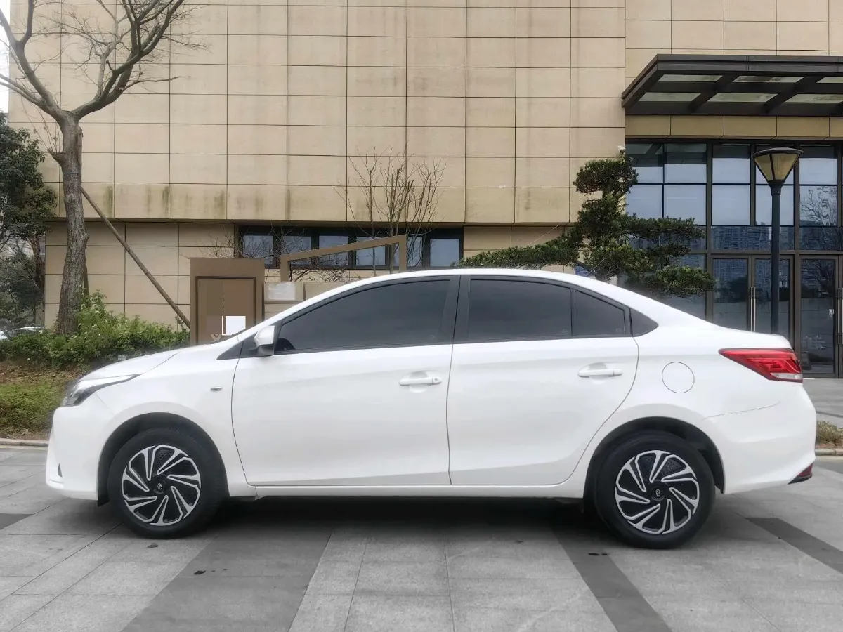 2022 Toyota Yaris L 1.5L 112HP L4 CVT,autocango,china used car exporter,china ev exporter,chinese used car exporter,chinese used ev exporter