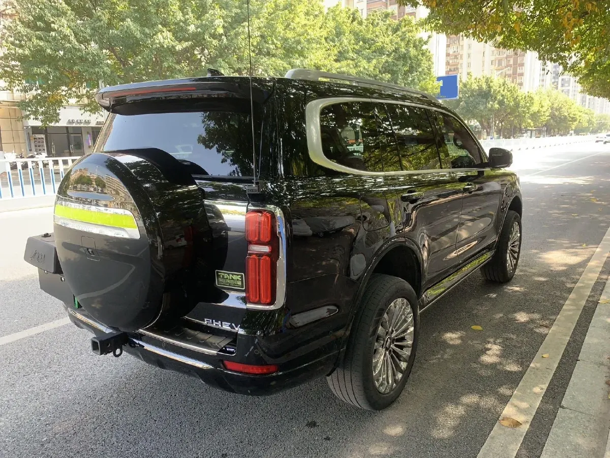 2023 Tank 500 2.0T 252HP L4 9AT PHEV 37.1KWH,autocango,china used car exporter,china ev exporter,chinese used car exporter,chinese used ev exporter