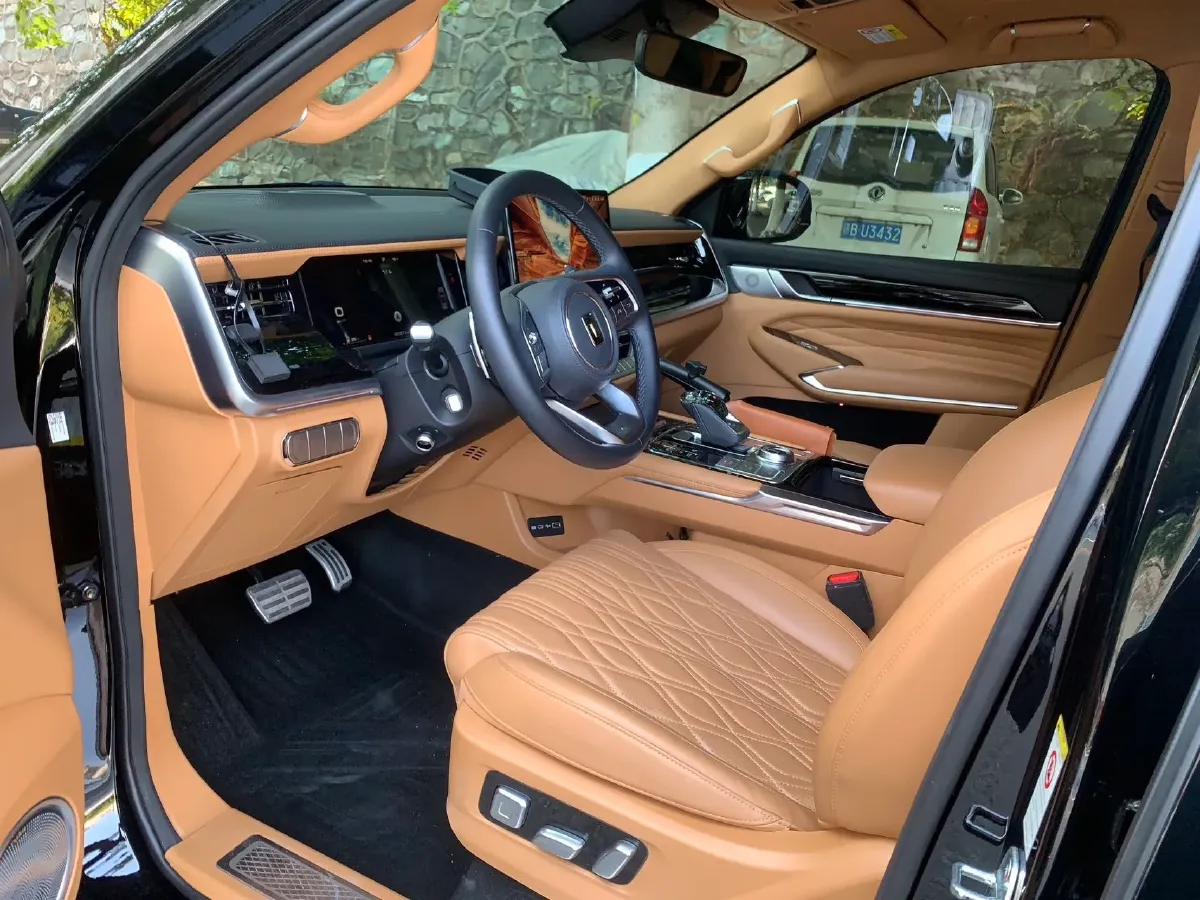 2023 Tank 500 2.0T 252HP L4 9AT PHEV 37.1KWH,autocango,china used car exporter,china ev exporter,chinese used car exporter,chinese used ev exporter