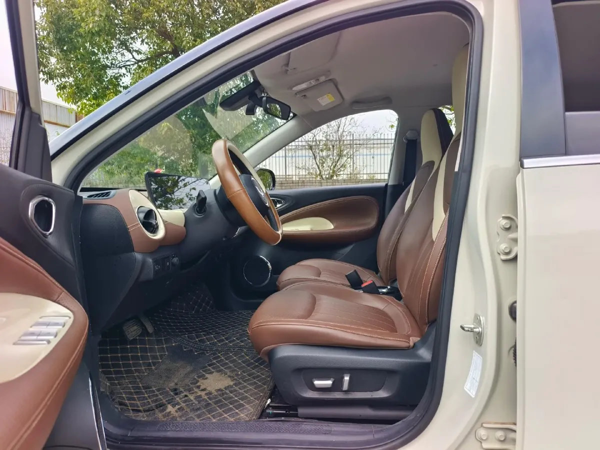 2023 WuLing BinGuo BEV 31.9KWH,autocango,china used car exporter,china ev exporter,chinese used car exporter,chinese used ev exporter